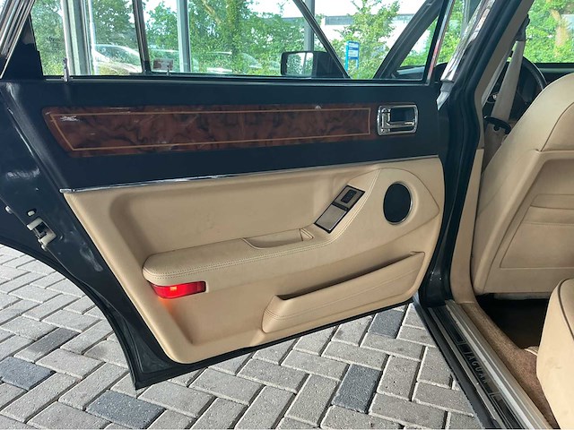 Jaguar xj40 sovereign | 4.0 | 1989 | youngtimer | 226 pk | marge auto - afbeelding 22 van  35