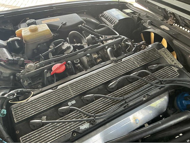 Jaguar xj40 sovereign | 4.0 | 1989 | youngtimer | 226 pk | marge auto - afbeelding 27 van  35