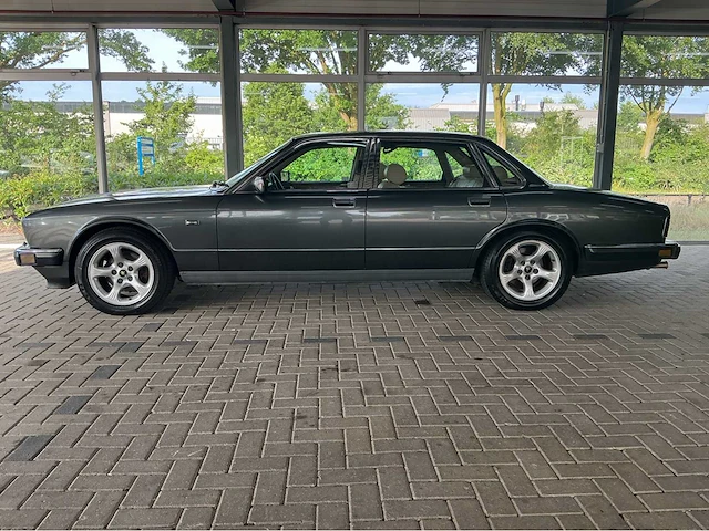 Jaguar xj40 sovereign | 4.0 | 1989 | youngtimer | 226 pk | marge auto - afbeelding 31 van  35