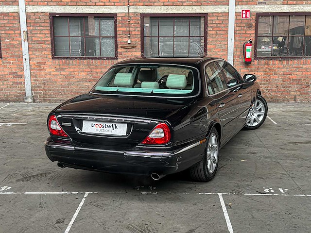 Jaguar xj8 3.5 v8 258pk 2003 youngtimer - afbeelding 11 van  44