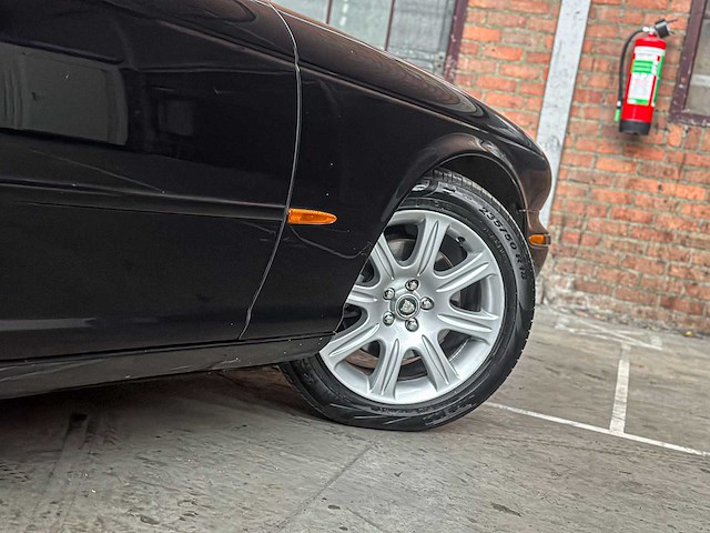 Jaguar xj8 3.5 v8 258pk 2003 youngtimer - afbeelding 13 van  44