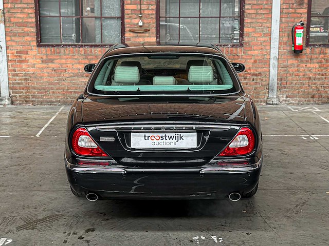 Jaguar xj8 3.5 v8 258pk 2003 youngtimer - afbeelding 7 van  44