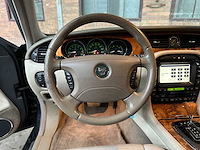 Jaguar xj8 3.5 v8 258pk 2003 youngtimer - afbeelding 13 van  44