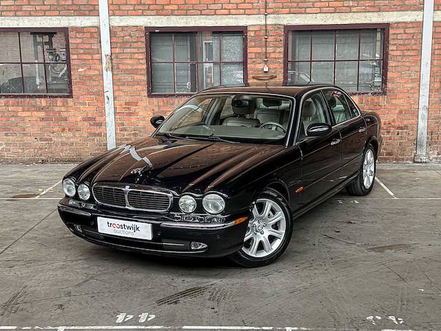 Jaguar xj8 3.5 v8 258pk 2003 youngtimer - afbeelding 23 van  44