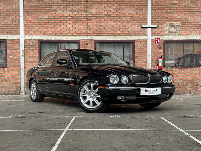 Jaguar xj8 3.5 v8 258pk 2003 youngtimer - afbeelding 42 van  44
