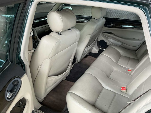 Jaguar xjr x308 | 4.0 v8 supercharged | 1998 | youngtimer | 370 pk | btw auto - afbeelding 10 van  21