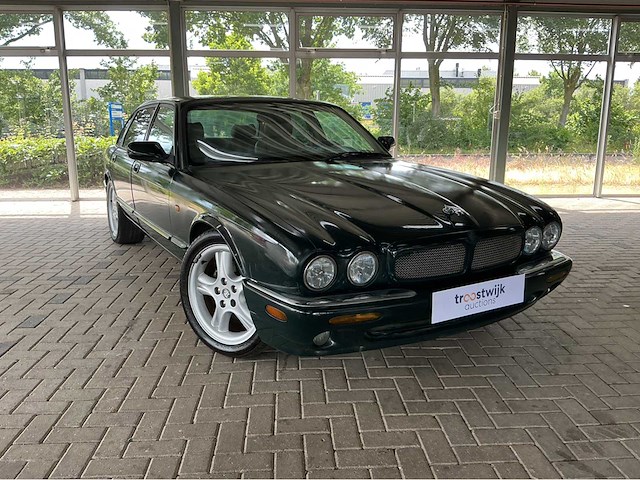 Jaguar xjr x308 | 4.0 v8 supercharged | 1998 | youngtimer | 370 pk | btw auto - afbeelding 15 van  21