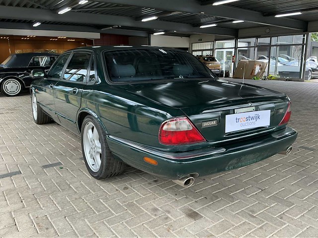 Jaguar xjr x308 | 4.0 v8 supercharged | 1998 | youngtimer | 370 pk | btw auto - afbeelding 16 van  21
