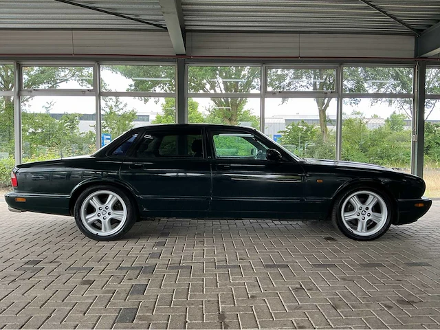 Jaguar xjr x308 | 4.0 v8 supercharged | 1998 | youngtimer | 370 pk | btw auto - afbeelding 18 van  22