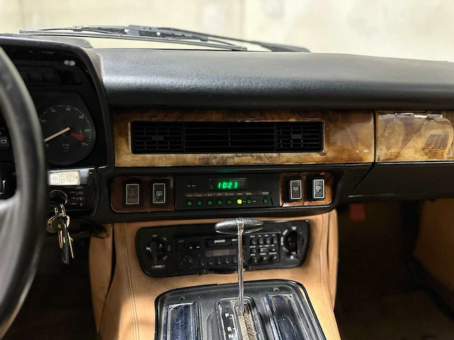 Jaguar xjs 5.3 v12 300pk 1986 -oldtimer- - afbeelding 18 van  41