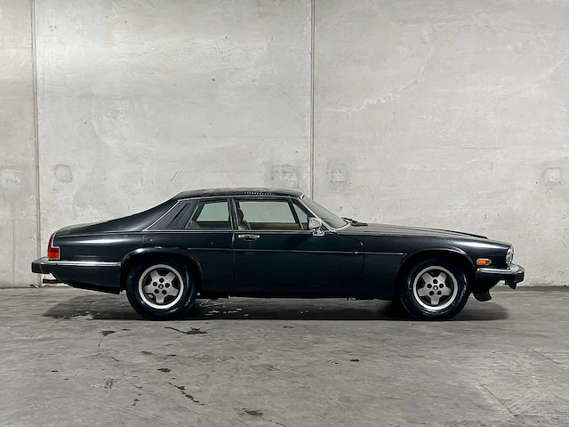 Jaguar xjs 5.3 v12 300pk 1986 -oldtimer- - afbeelding 41 van  41