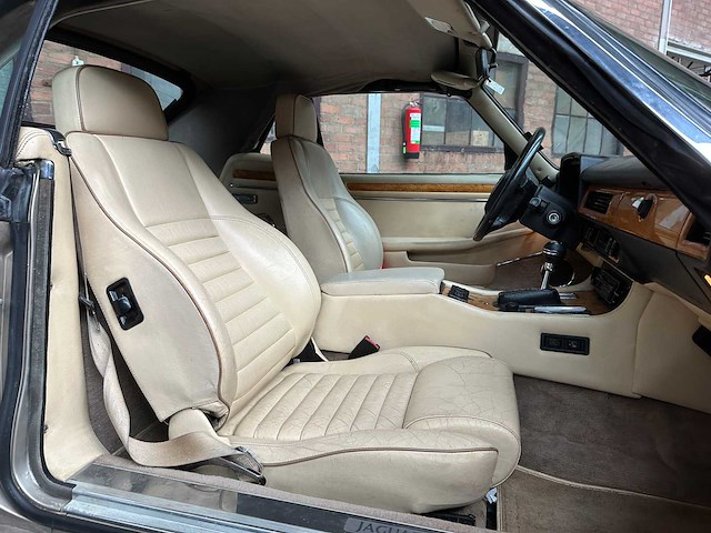 Jaguar xjs 5.3 v12 de luxe 1991 - afbeelding 15 van  21
