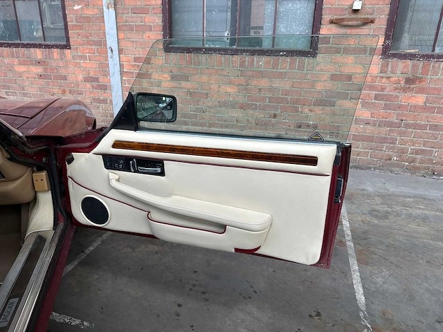 Jaguar xjs 5.9 v12 281pk 1994 youngtimer - afbeelding 21 van  31