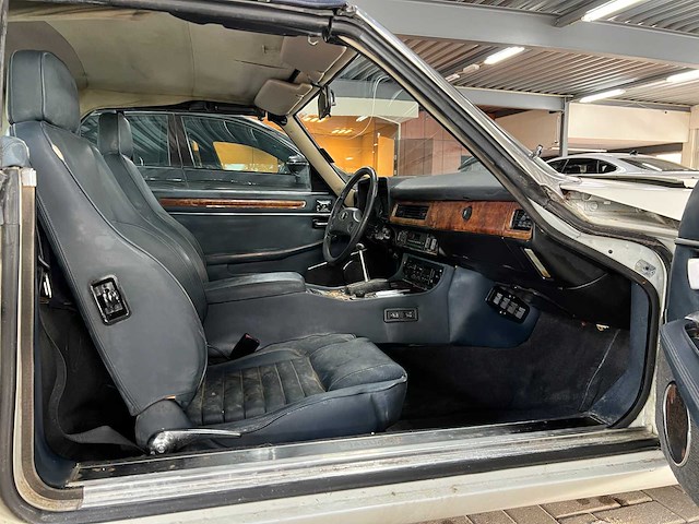 Jaguar xjs cabriolet 5.3 v12 265pk 1989 - afbeelding 36 van  36
