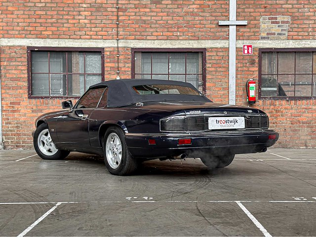 Jaguar xjs convertible 4.0 6-in-lijn 240pk 1996 - afbeelding 5 van  27