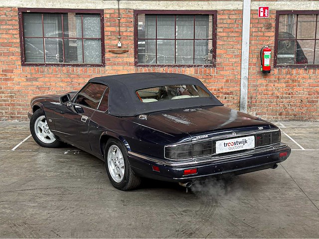 Jaguar xjs convertible 4.0 6-in-lijn 240pk 1996 - afbeelding 5 van  35