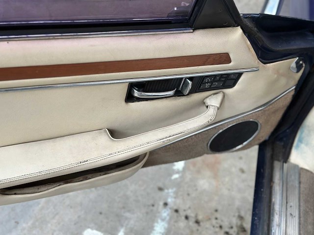 Jaguar xjs convertible 4.0 6-in-lijn 240pk 1996 - afbeelding 20 van  36