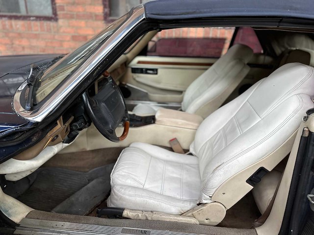 Jaguar xjs convertible 4.0 6-in-lijn 240pk 1996 - afbeelding 21 van  35