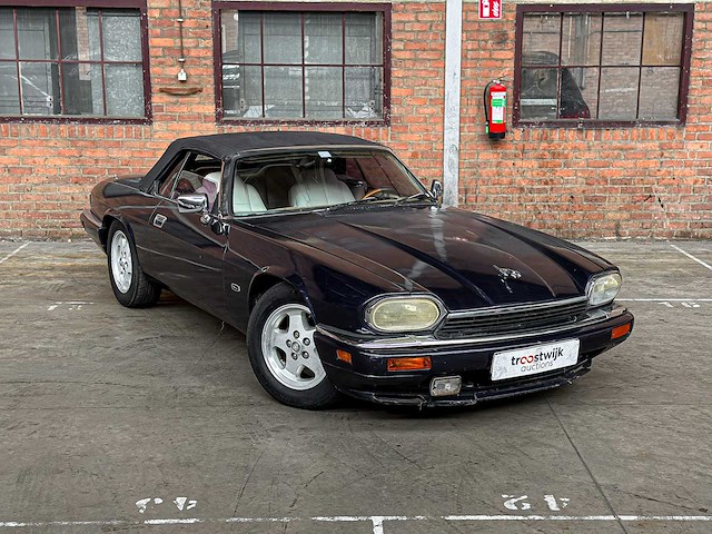 Jaguar xjs convertible 4.0 6-in-lijn 240pk 1996 - afbeelding 34 van  36