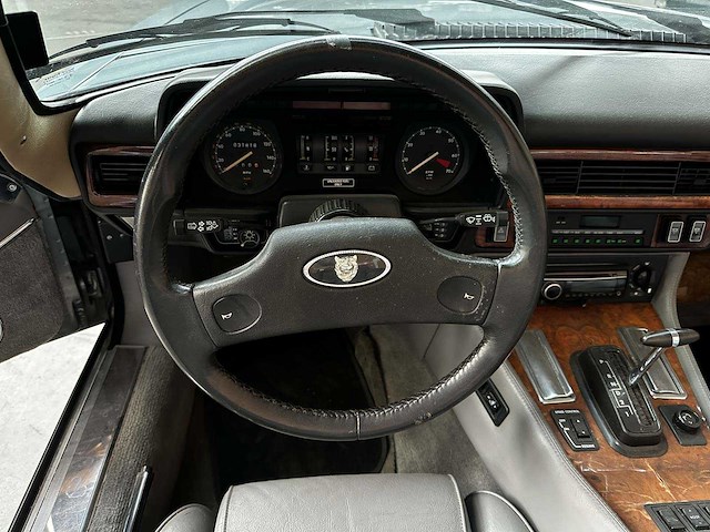 Jaguar xjs convertible 5.3 v12 264pk 1989 - afbeelding 7 van  32