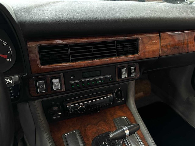 Jaguar xjs convertible 5.3 v12 264pk 1989 - afbeelding 14 van  32