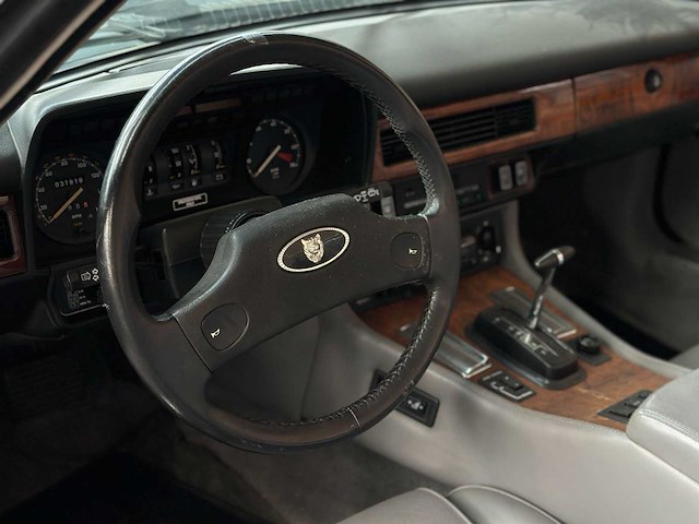 Jaguar xjs convertible 5.3 v12 264pk 1989 - afbeelding 5 van  18