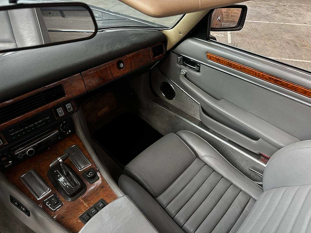 Jaguar xjs convertible 5.3 v12 264pk 1989 - afbeelding 25 van  28