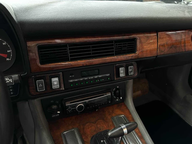 Jaguar xjs convertible 5.3 v12 264pk 1989 - afbeelding 3 van  28