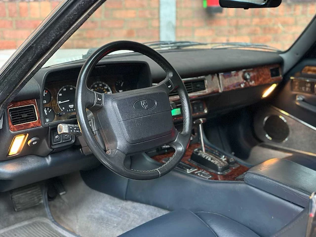 Jaguar xjs convertible 5.3 v12 267pk 1992 - afbeelding 15 van  37