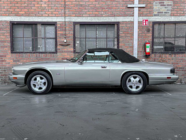 Jaguar xjs convertible l6 4.0 240pk 1995 - afbeelding 13 van  38