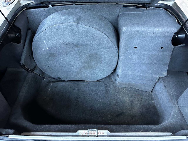 Jaguar xjs convertible l6 4.0 240pk 1995 - afbeelding 28 van  38