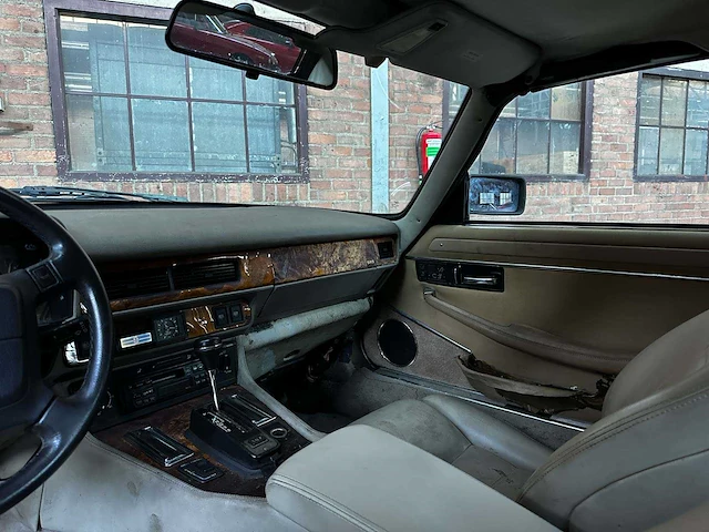 Jaguar xjs convertible l6 4.0 240pk 1995 - afbeelding 12 van  38