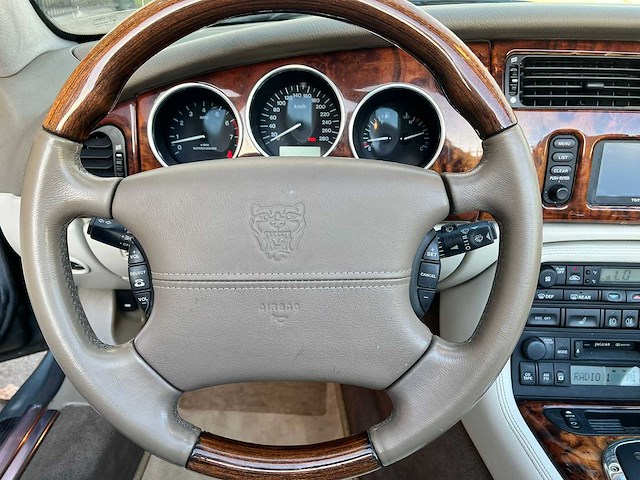 Jaguar xkr 4.2 v8 convertible 396 pk, automaat, 16-nf-pd - afbeelding 8 van  43
