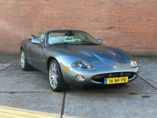 Jaguar xkr 4.2 v8 convertible 396 pk, automaat, 16-nf-pd - afbeelding 23 van  43