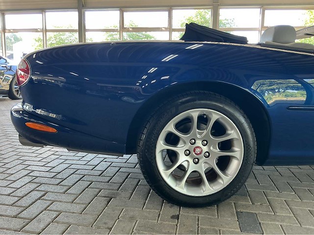 Jaguar xkr cabriolet | 4.0 v8 supercharged | 2002 | youngtimer | 370 pk | btw auto - afbeelding 3 van  30