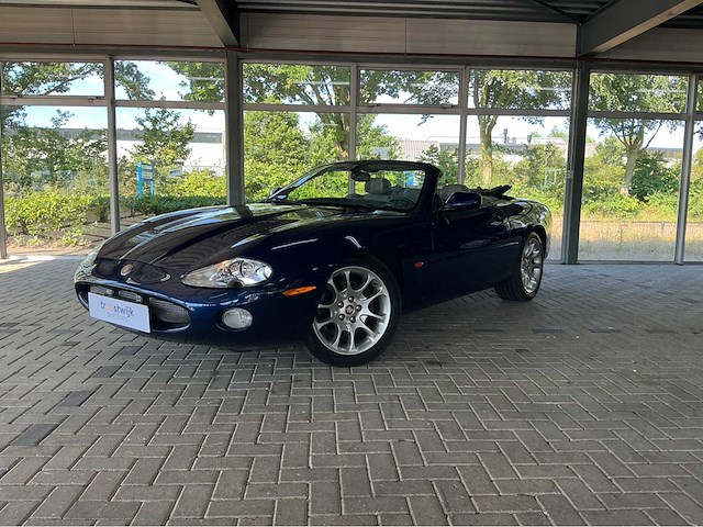 Jaguar xkr cabriolet | 4.0 v8 supercharged | 2002 | youngtimer | 370 pk | btw auto - afbeelding 1 van  30