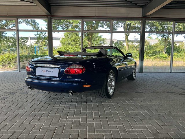 Jaguar xkr cabriolet | 4.0 v8 supercharged | 2002 | youngtimer | 370 pk | btw auto - afbeelding 30 van  30