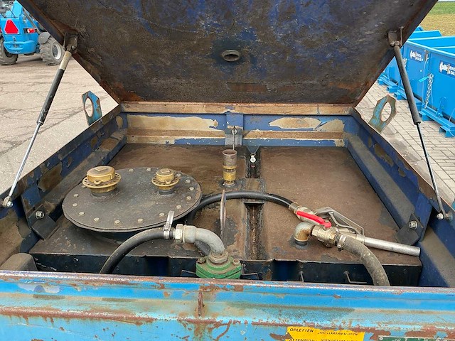 Jakobi diesel opslagtank - afbeelding 12 van  13