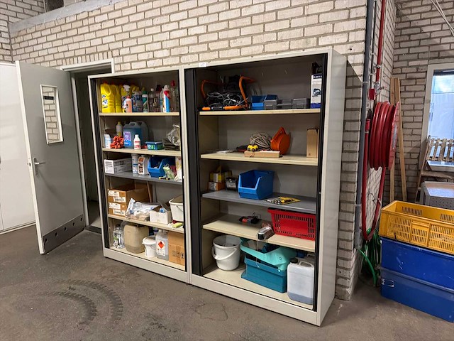 Jaloeziekast met inhoud (2x) - afbeelding 1 van  3