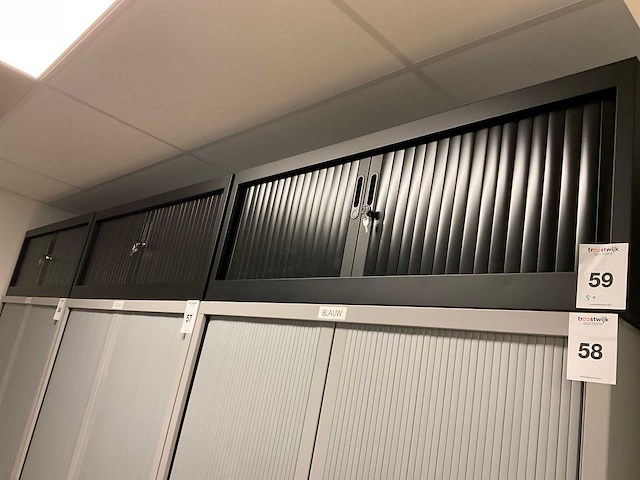 Jalouziedeurkast (5x) - afbeelding 1 van  6