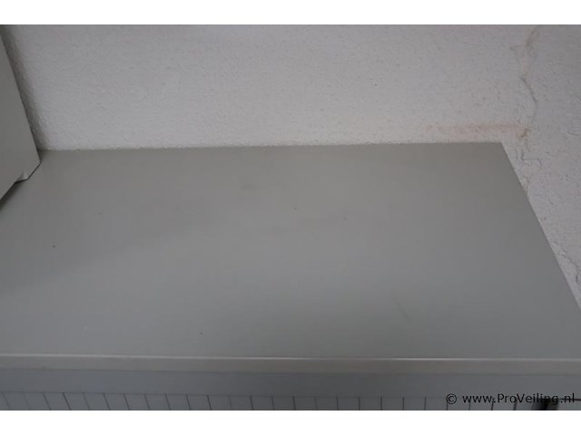 Jalouziedeurkast incl. sleutels - 125x50x77cm - afbeelding 4 van  4