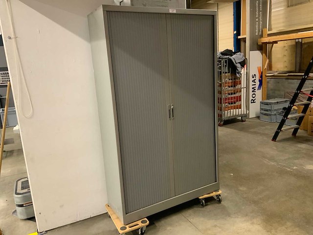 Jalouziedeurkast - afbeelding 1 van  3