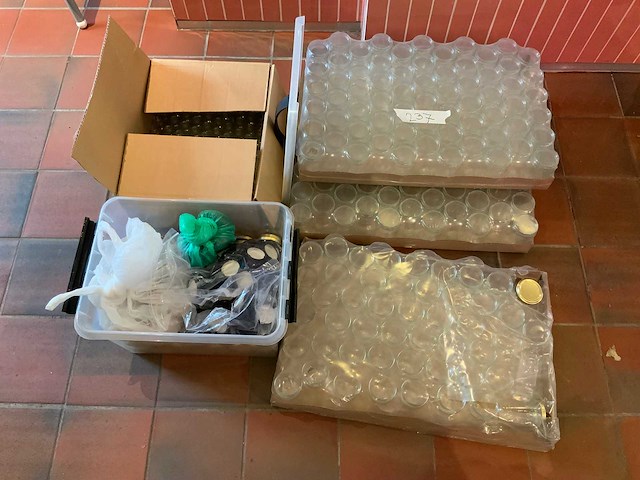 Jam jars - small bottels - afbeelding 1 van  7