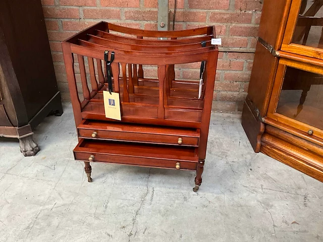 Jansen furniture krantenbak - afbeelding 1 van  4