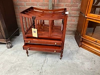Jansen furniture krantenbak