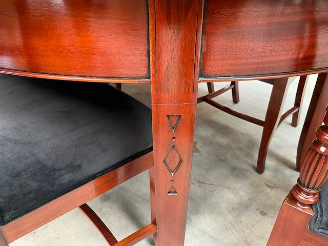 Jansen furniture plain eetkamertafel met stoelen - afbeelding 4 van  7