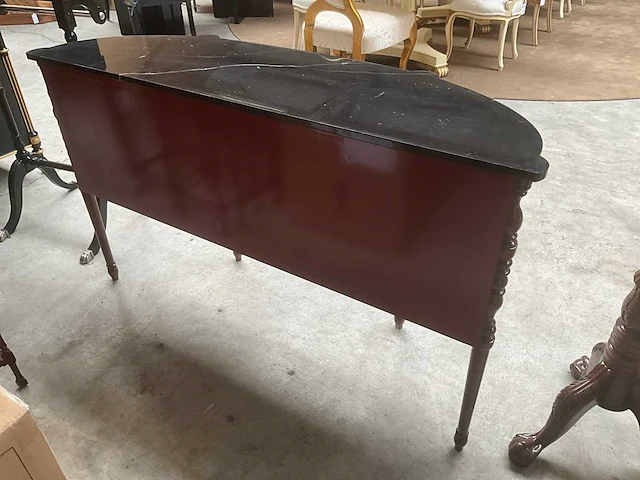 Jansen red chinoiserie side table - afbeelding 4 van  6