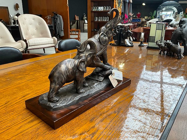 Jansen statue elephant - afbeelding 2 van  4