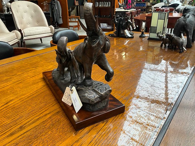 Jansen statue elephant - afbeelding 4 van  4