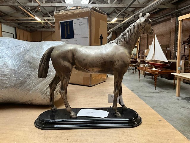 Jansen statue horse - afbeelding 3 van  3